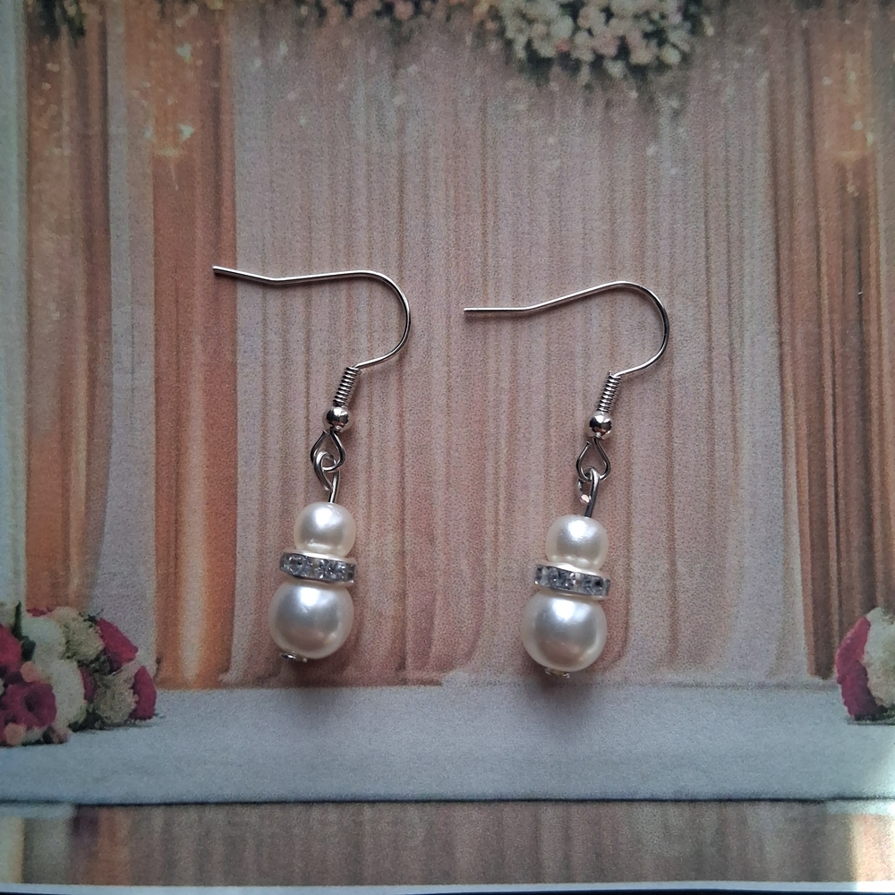 Classic Pearl Drop Earrings with Rhinestone Accent - White